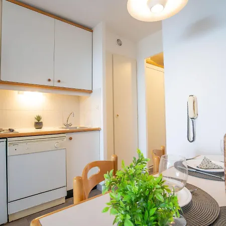 Apartment Le Village - E1212 By Interhome *