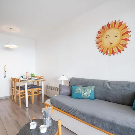 Apartment Le Village - E1212 By Interhome