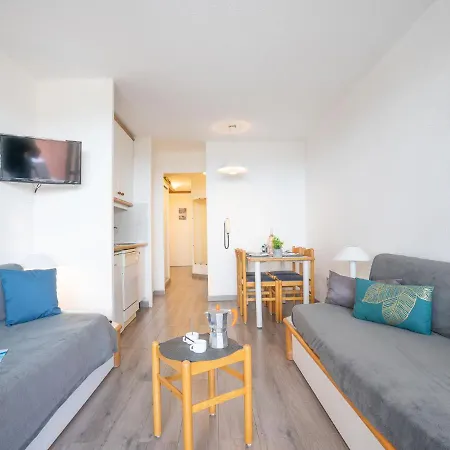 Apartment Le Village - E1212 By Interhome *